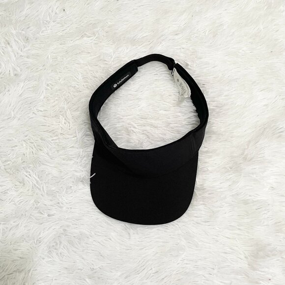 lululemon athletica Accessories - Women Lululemon Fast Pace Running Visor in Black